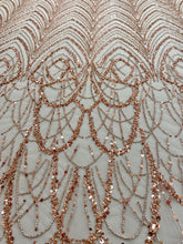 Dantela Couture Arany Rose geometriai mintával, gyöngyökkel és flitterekkel